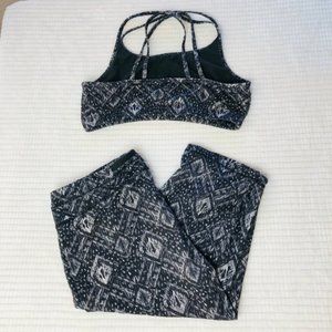 Black & Grey Azteck Print Active Set SZ XL